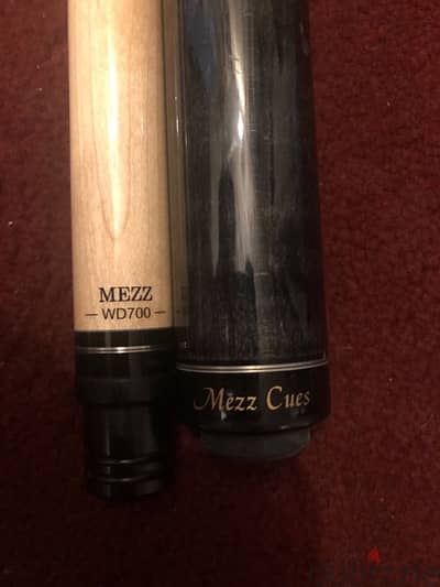 mezz cues and mit breaking cue and claw cue stand and predator bag