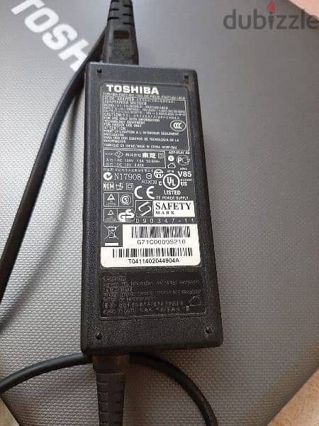 Laptop Toshiba 4