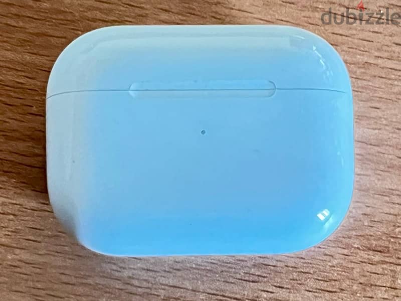 AirPods Pro 1st Generation with magsafe charging case 1