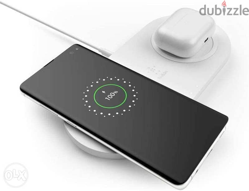 Dual wireless charger from Belkin (wireless charging base 10 watts 4