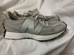 New Balance 327 Grey Silver Size 44.5 In Good Condition For Men
