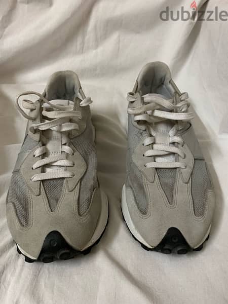 New Balance 327 Grey Silver Size 44.5 In Good Condition For Men 7