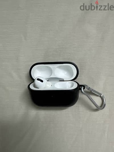 Apple Airbuds Pro Gen 1