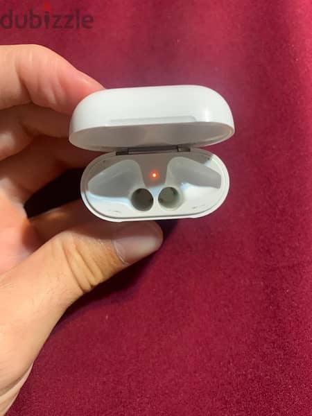airpods charging case 0