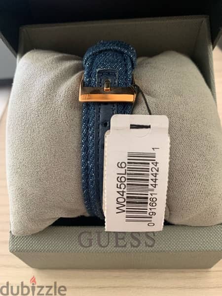 Guess Women Watch brand new with box and ticket 5