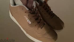 Air shoes size 43