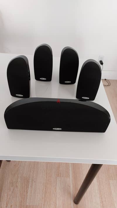 POLK AUDIO SURROUND SOUND 5 SPEAKERS - TL1900