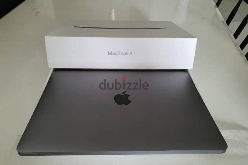 Macbook air M1 256 gb , excellent condition 0