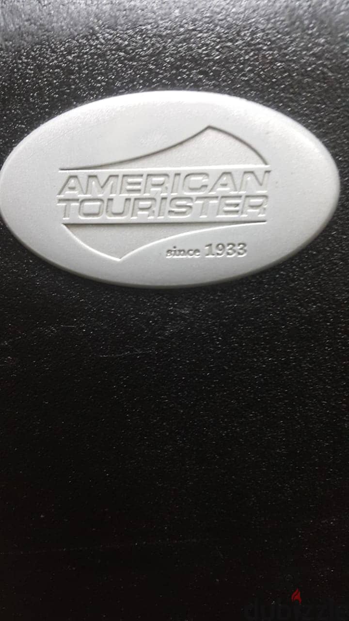 شنطة "american tourister " ضد الكسر فيبر مقوى 0