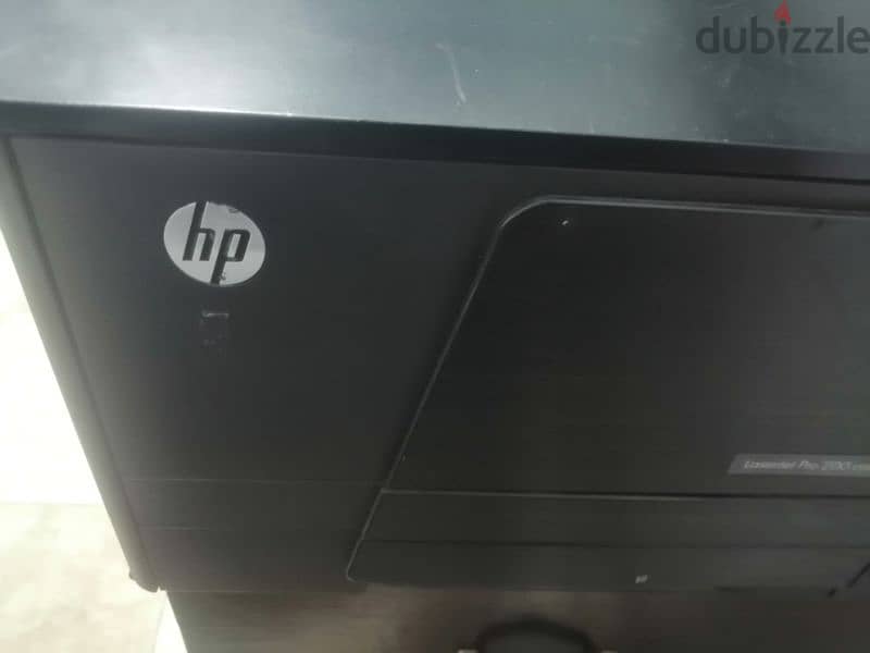 طابعه hp ليزر ألوان بحاله جيده 3