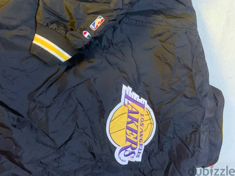 lakers Champion vintage jacket size L oversized fits XL 6