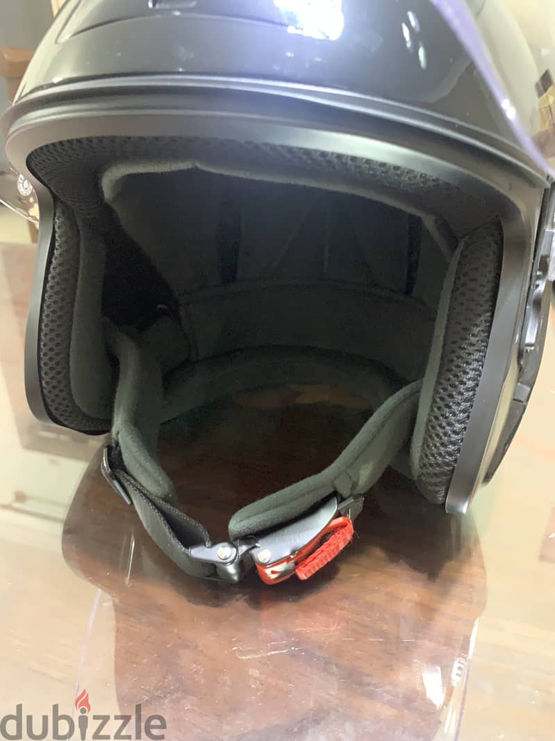 Helmet ls2 very good condition with original case 4