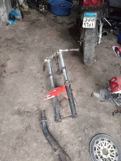 ربع امامى 400cbr