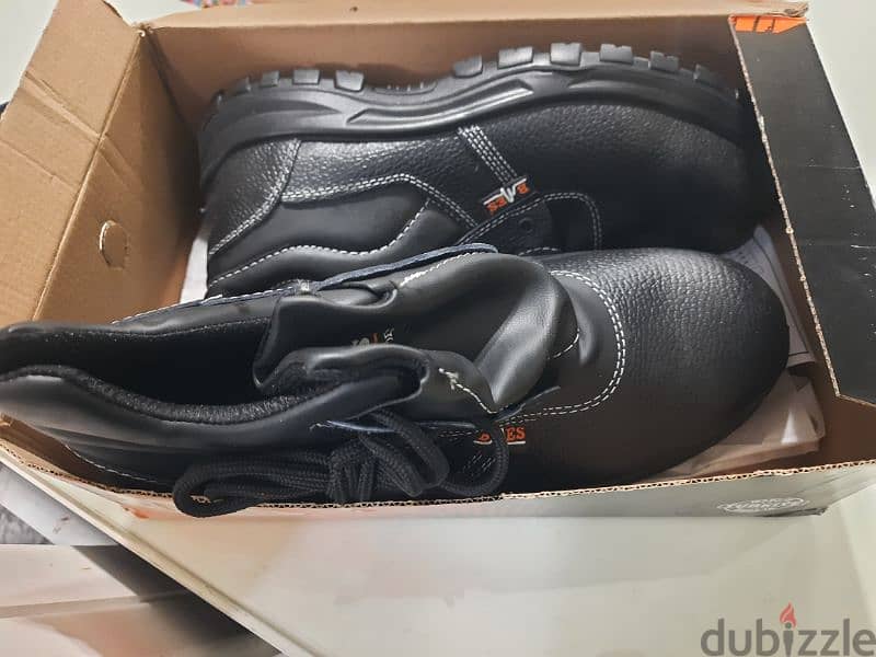 سفتي شوز safety shoes 0