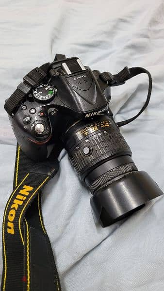 Nikon d5200 Shutter 13K With Flash 18/55 Lens 4