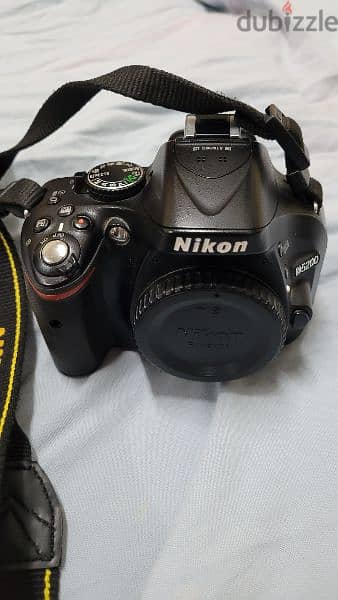 Nikon d5200 Shutter 13K With Flash 18/55 Lens 14