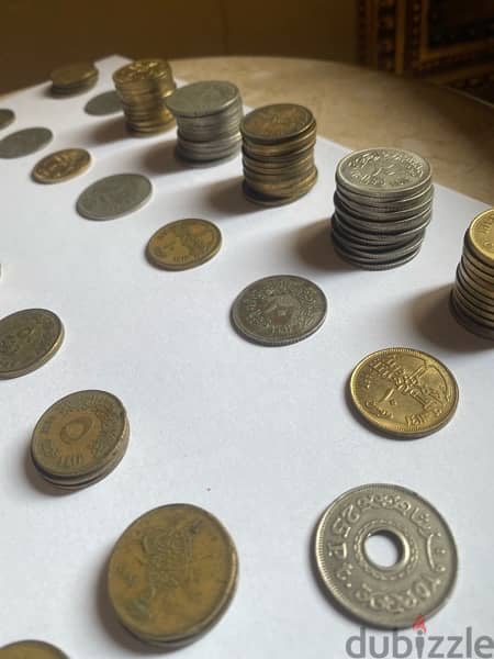 Old currencies مجموعه من العملات المعدنيه القديمه 10