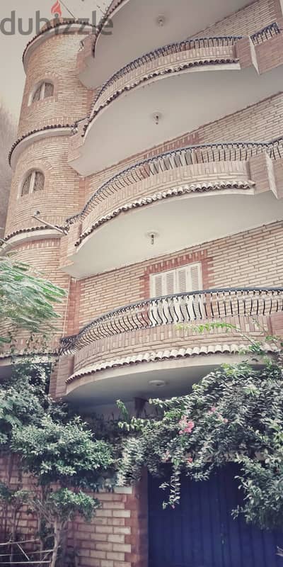 فيلا للبيع بسعر وموقع مميز لأصحاب الذوق الرفيع والعائلات