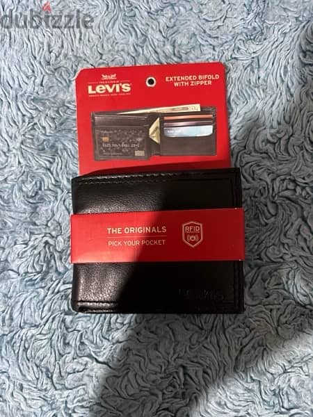 Levi’s Wallet 1