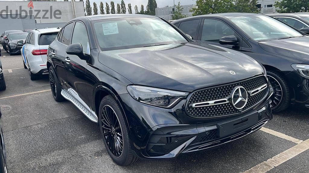 Mercedes GLC 300 Coupe 2024 AMG night package Fully Loaded (مقدم