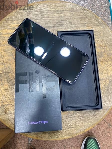 Galaxy Z Flip 4 256G Purple جديد فتحت علبة 1