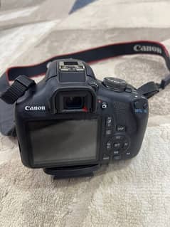 كاميرا canon 2000D للبيع 0