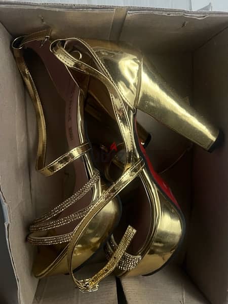 soiree heels  دهبي صندل gold sandals 2