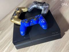 ps4 with 3 controllers 0