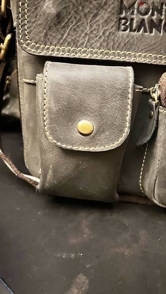 Full Grain Rugged Leather Cross bag - شنطه كروس جلد طبيعى 1