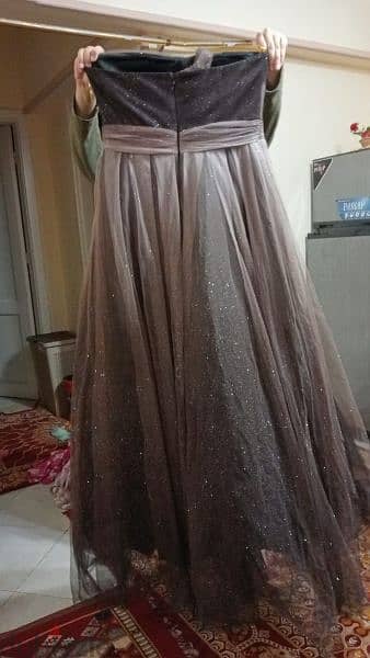 فستان سواريه وخطوبة 1