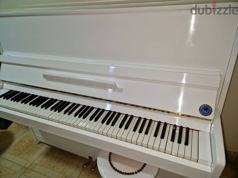 Bellarus Russian Modern piano as new 2