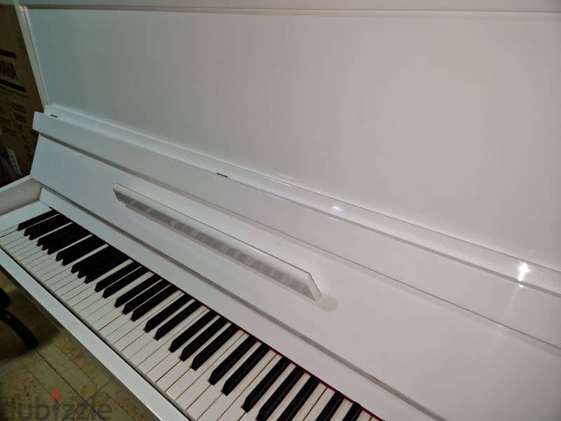 Bellarus Russian Modern piano as new 11