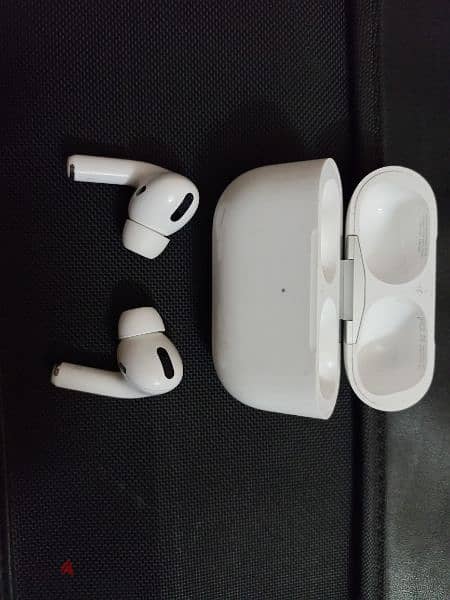 سماعة  airpods  pro l ممتازة تعمل بكفاءة بطارية ممتازة 0