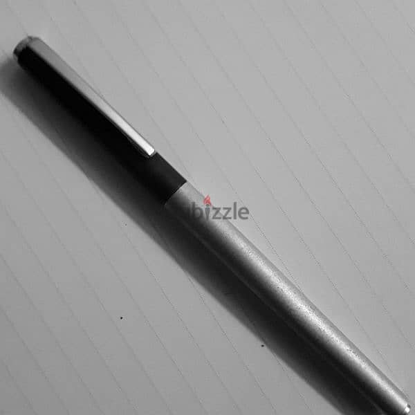 قلم مونت بلانك المانى 1