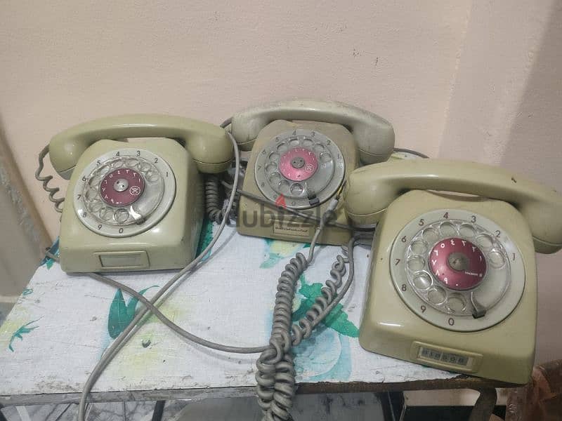 ٣ قطع تليفونات ارضي انتيكا ارقام عربي 0
