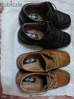 ٢ حذاء جلد طبيعي الوجه والداخل مقاس ٤٢ إيطالي الصنع وارد امريكا