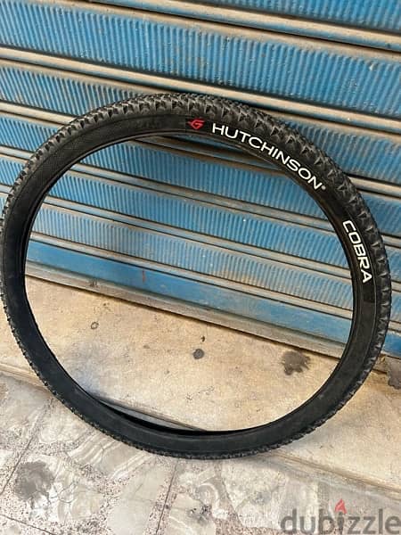 Hutchinson tire 1