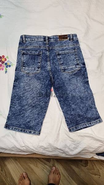 Short Jeans Max 15-16 yearsشورت جينز من السعودية 1
