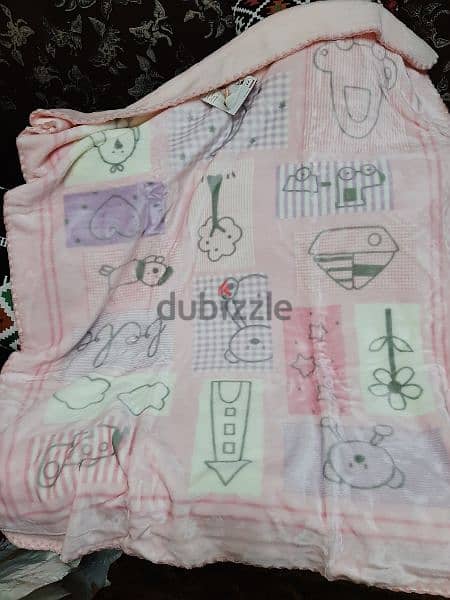 بطانية مورا جولد اطفال مقاس ١٤٠×١١٠. . لونها pink 10