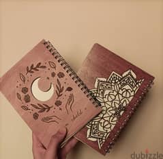 Notebook خشبية بأشكال جميلة