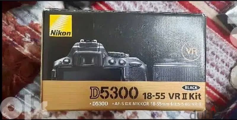 كاميرا نيكون D5300 شاتر ١٣ الف 3