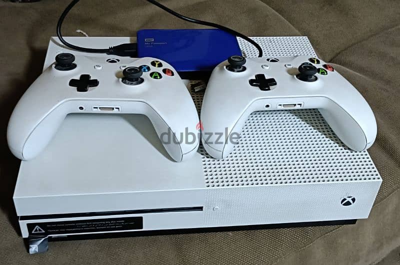 Xbox One Console 4