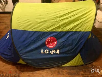 خيمة tent للتخييم