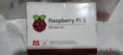 Raspberry Pi 3+ ومعه قطع إلكترونية 0