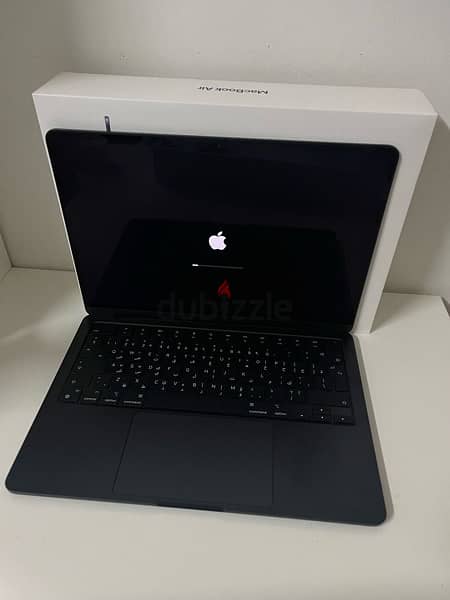 macbook air m2 13.6” in midnight. OPENED - BARELY USED 3