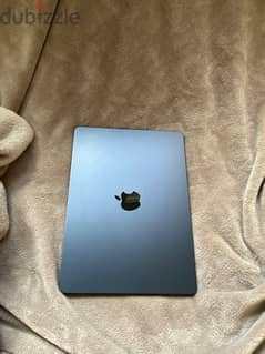 macbook air m2 13.6” in midnight. OPENED - BARELY USED 0