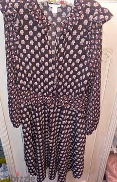 H&M Dress size Medium but can fits Large 0