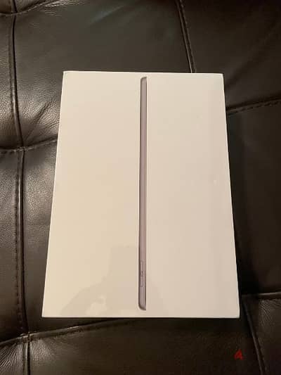 ipad 9th generation 256gb wifi and cellular جديد متبرشم و يدعم خط