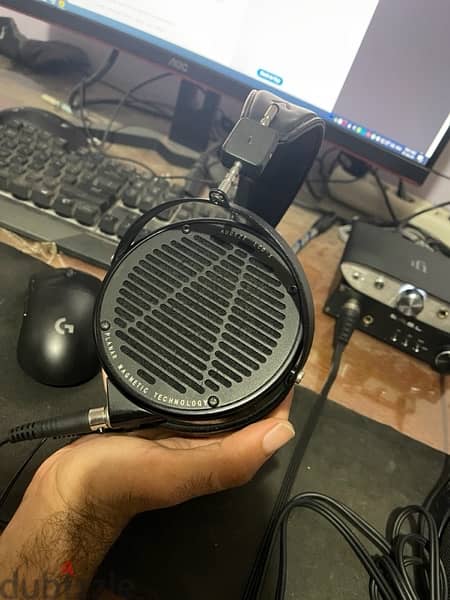 Audeze LCDX AUDIOPHILE AND MIXING HEADPHONE 3