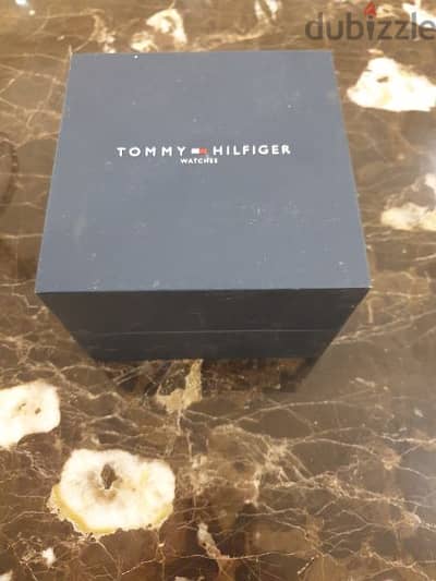 TOMMY HILFIGER WATCH